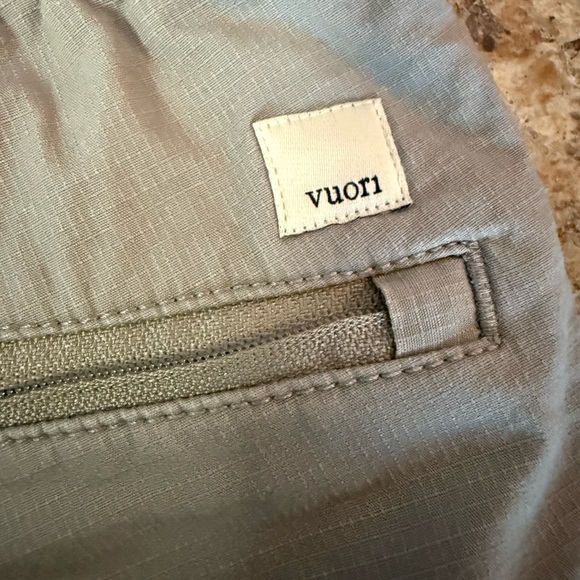 Vuori Women’s Ripstop Pants Gray Small - Picture 2 of 5